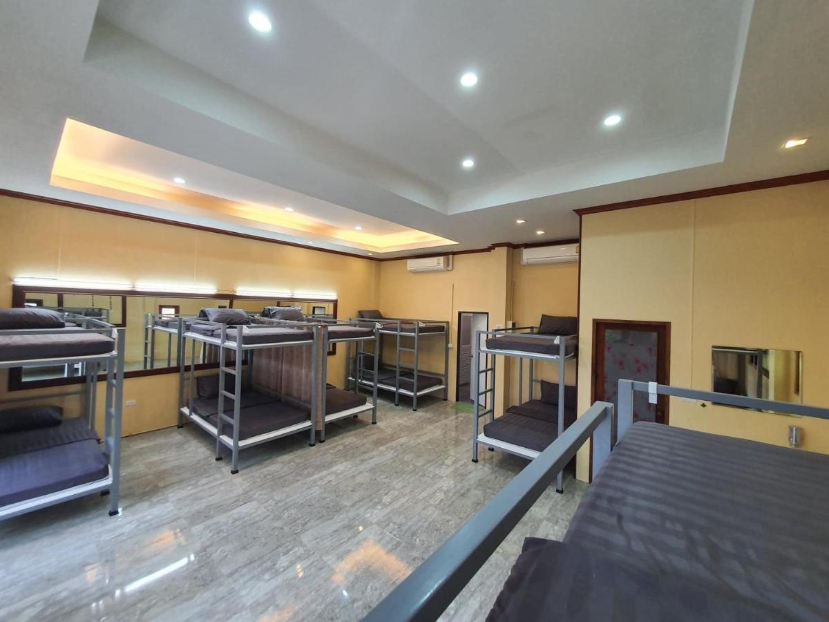 We Hostel Khaolak خاو لاك المظهر الخارجي الصورة