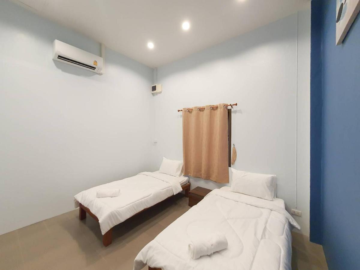 We Hostel Khaolak خاو لاك المظهر الخارجي الصورة